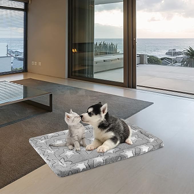 EMPSIGN Dog Crate Pad - Reversible Kennel Mat (Cool & Warm), Machine Washable, Cozy Star Pattern Sleeping Pad for Small Medium Large Dogs, All-Season Pet Bed, Suitable for 24"x18" Dog Crate, Grey