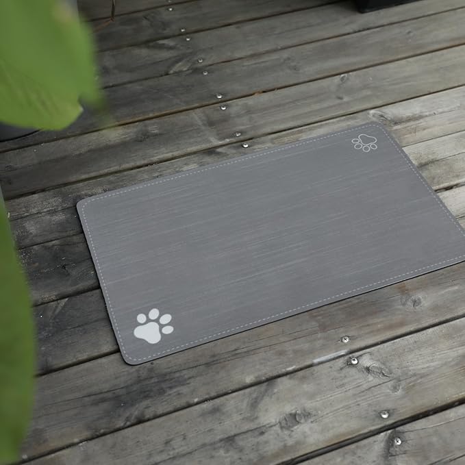 Le courant Cat & Dog Feeding Mat for Bowl-Pet Eating mat,Absorbent Non-Slip,Quick Dry Dog Water Bowl Dispenser Mat,Backing Pet Placemat for Messy Drinkers,Grey.Dog Paw-11.8x19.7 in