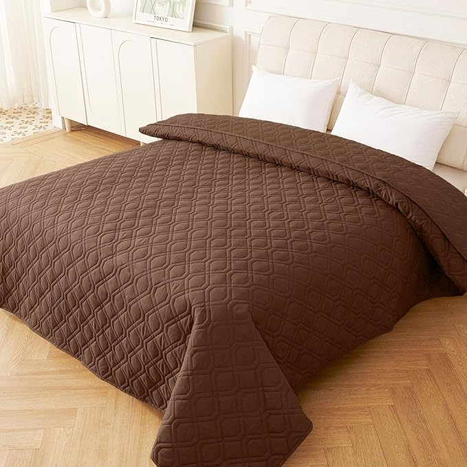hyha Waterproof Dog Bed Blanket, Soft Pet Blankets, Waterproof Couch Cover for Dogs, Reversible Sofa Covers Washable for Furniture (52x82 Inch, Brown/Brown)