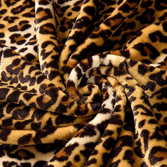 Bnuitland Leopard Print Flannel Blanket, Large Size 90x90 Inches with Storage Pouch for Bed Couch Travel, 300 GSM Double Sided Cheetah Print Super Soft Fuzzy Fluffy Fleece Blanket for Adults