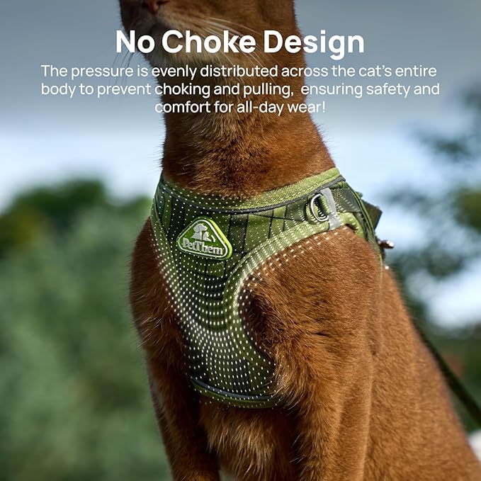 Cat Harness and Leash Set, Step-in Escape Proof Adjustable Vest Harness for Small Medium Large Cats, Lightweight Soft Breathable Reflective Kitten Harness for Walking Travel, Camping(Green, L)