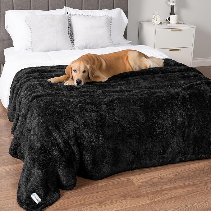 PetAmi Dog Blanket for Large Dogs, Black Fluffy Soft Sherpa Fleece for Puppies, Kittens, Calming Pet Throw for Bed, Washable Sofa Couch Cover, X-Large 60x80